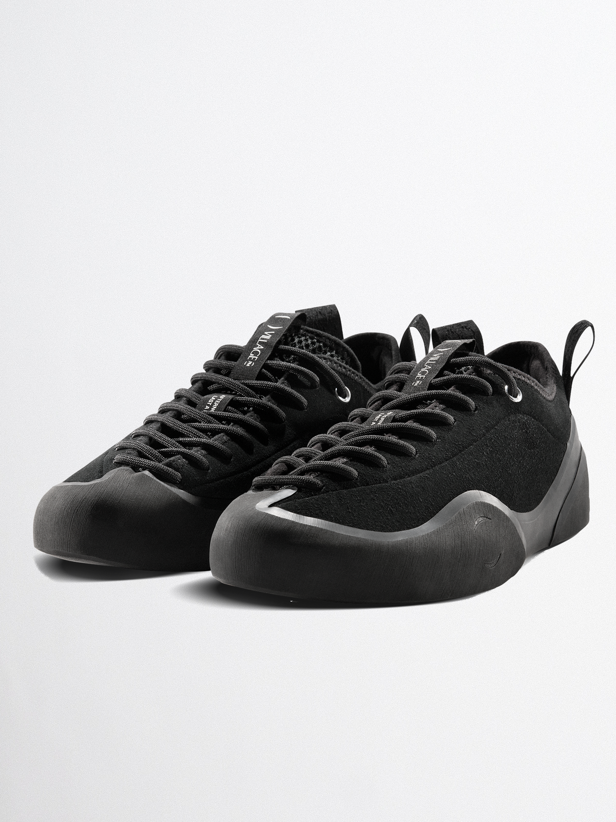 1PM Black