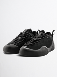 1PM Black