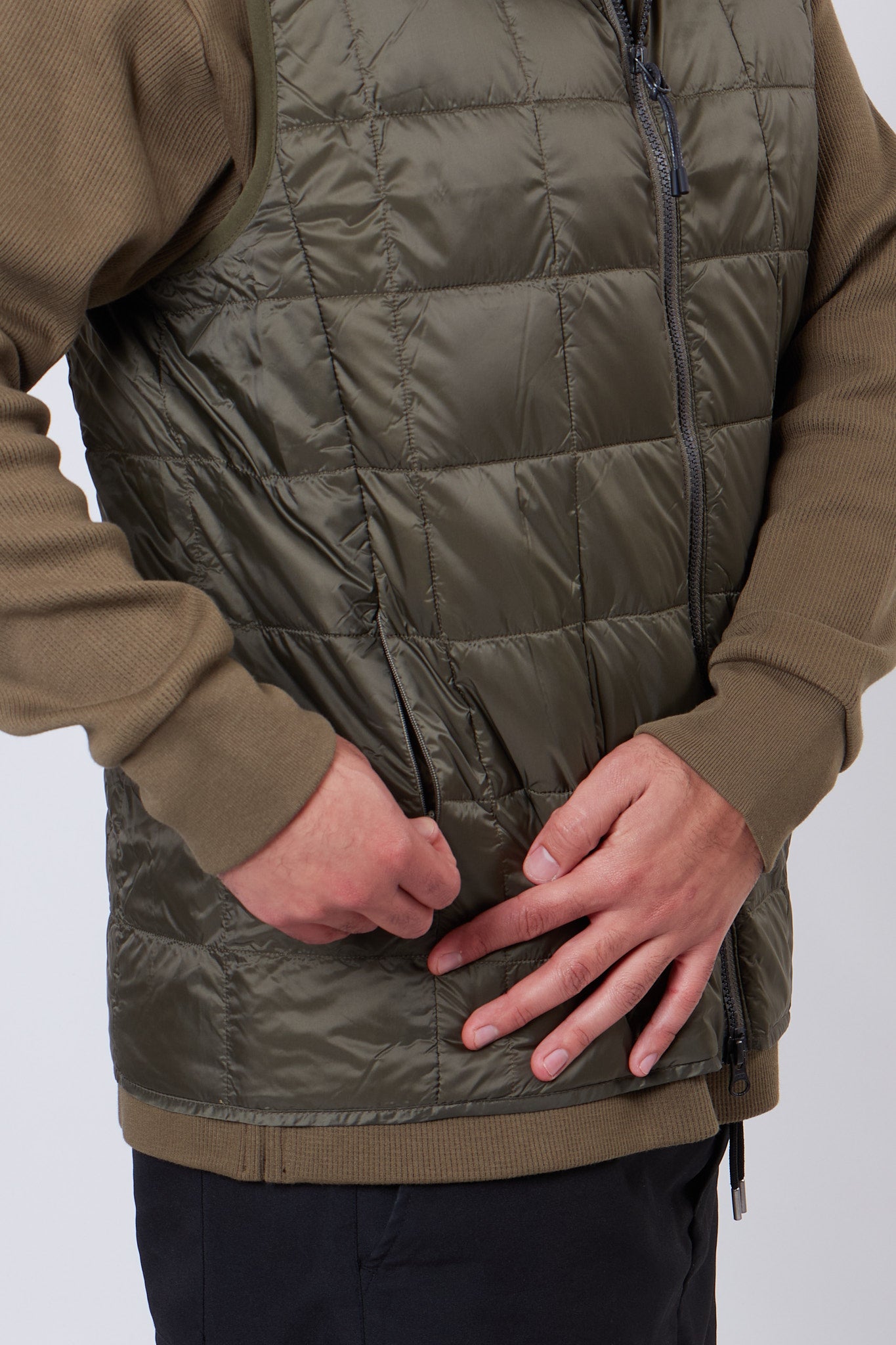 Hood W-Zip Down Vest