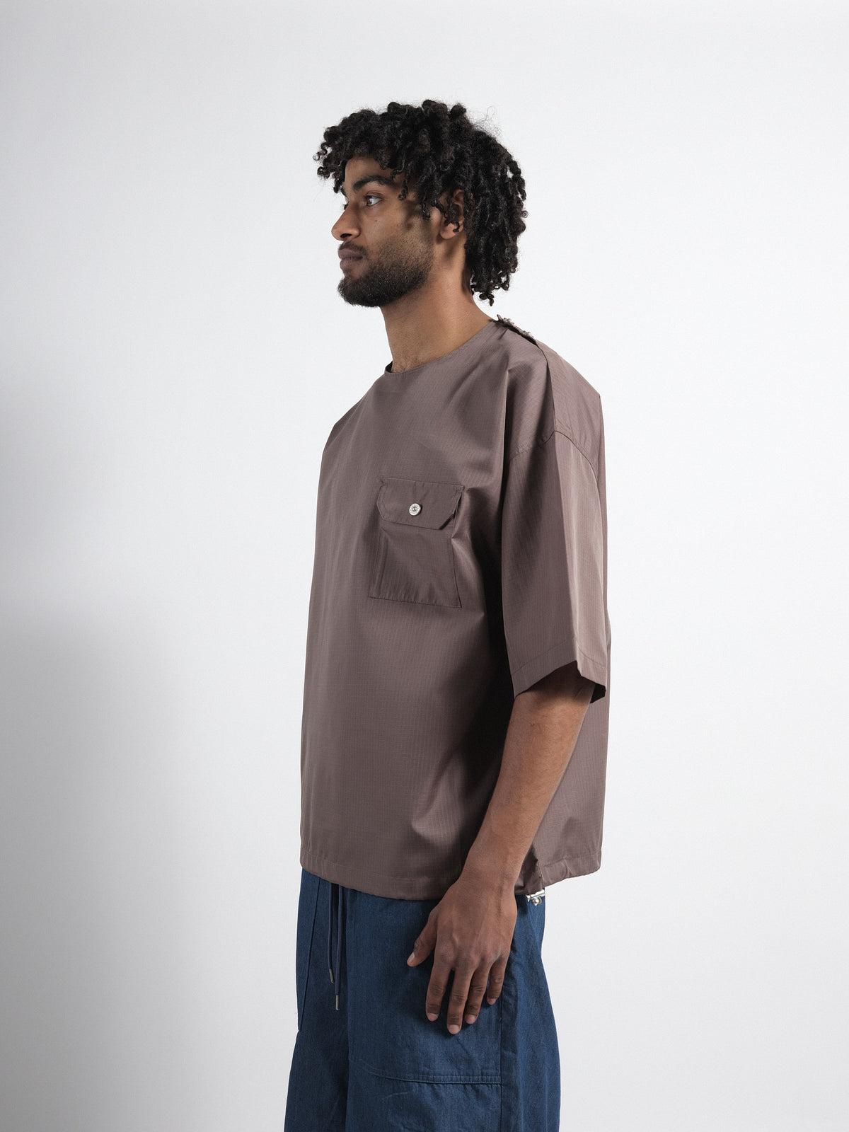 Non-Down Military Half-Sleeve Cut-and-Sewn D.Khaki