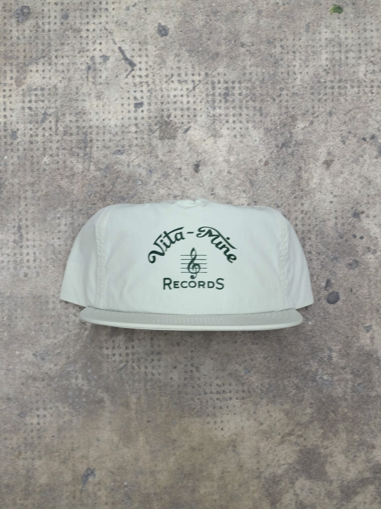 Nylon Cap Vitamine