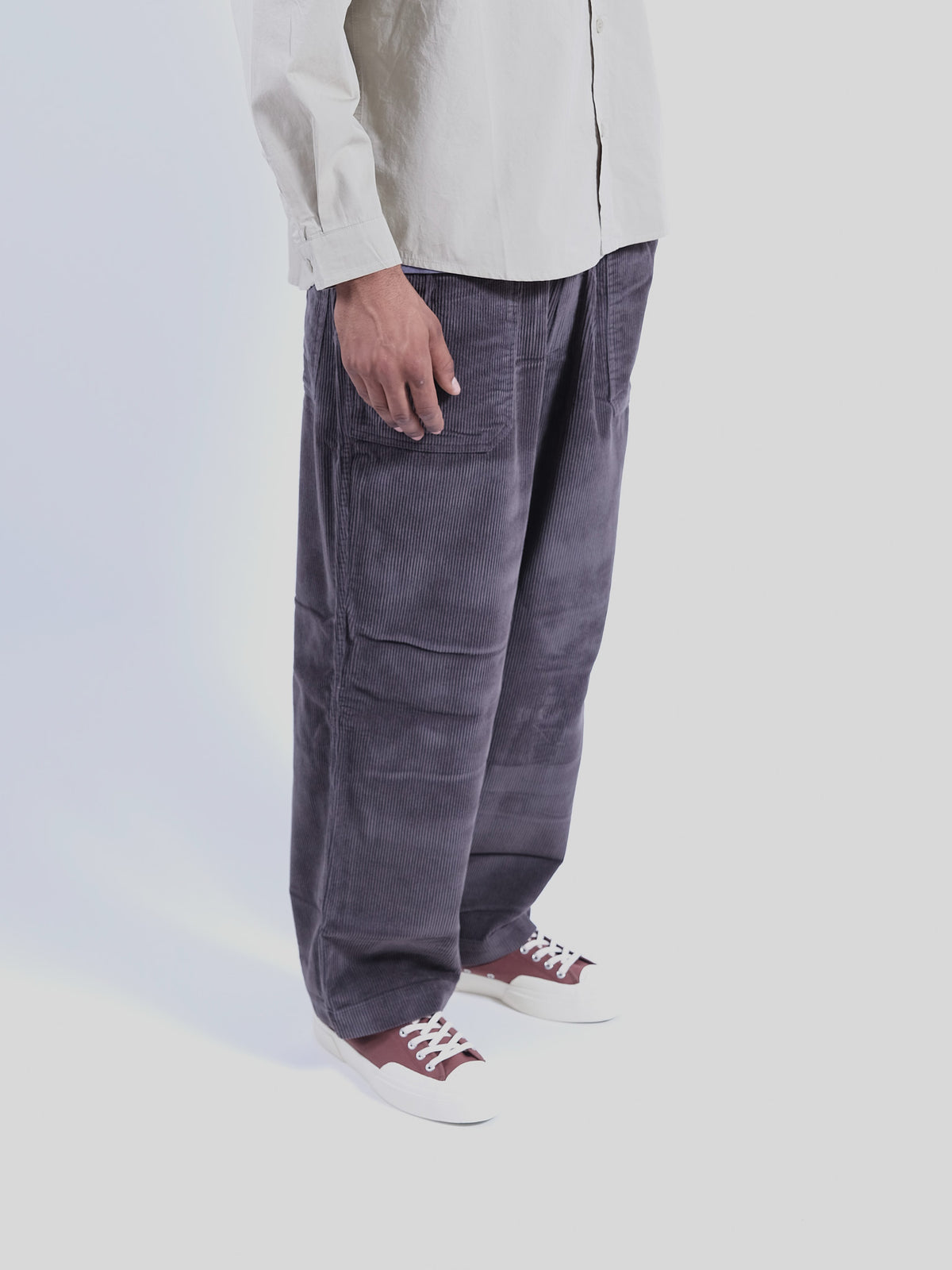 One Tuck Fatigue Corduroy Pants