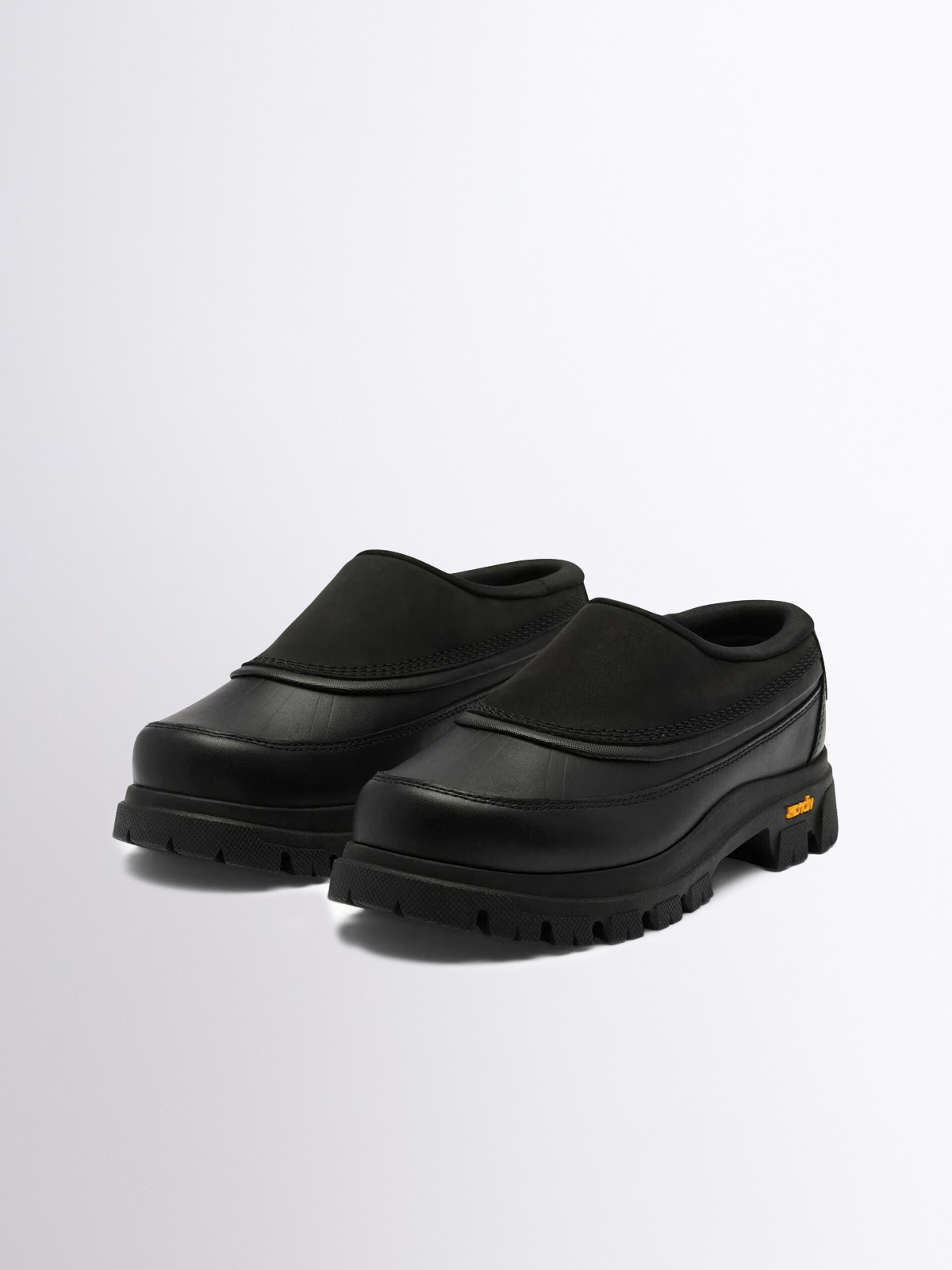 Daystorm Clog Mule Black